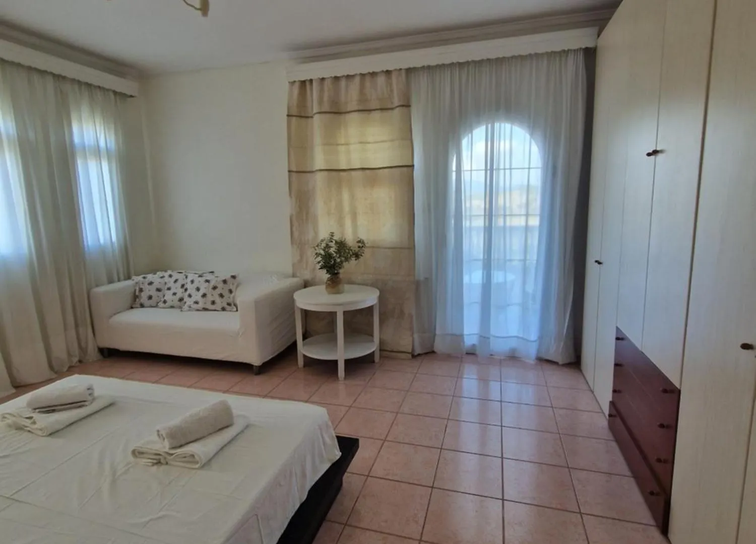 Villa Olive Neo Epivates